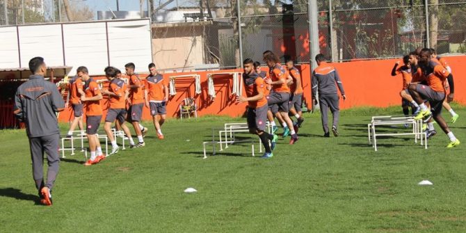 Adanaspor, Milli Takım Arasını İyi Değerlendirmek İstiyor