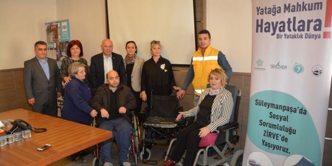 Özel Bir Okulun Bağışladığı Akülü Sandalye Sahibine Teslim Edildi