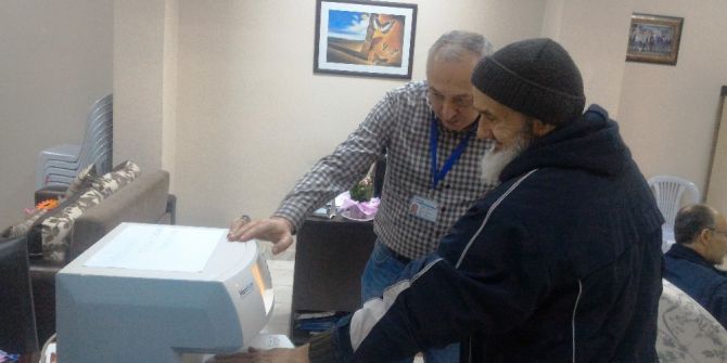 İzmit’te Emeklilerin Kemik Ölçümleri Yapılıyor