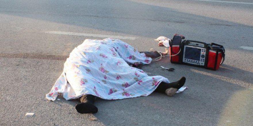 Yolun Karşısına Geçmek İsterken Canından Oldu