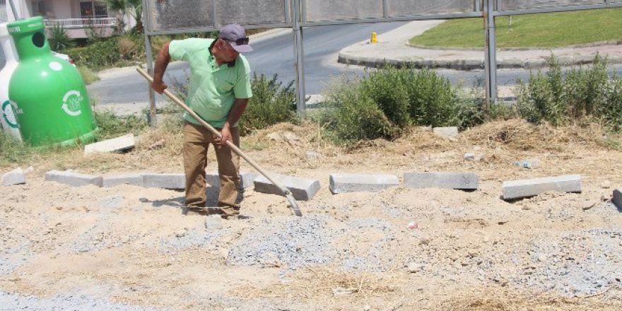 Kuşadası Ege Mahallesi’ne İki Yeni Park Yapılıyor