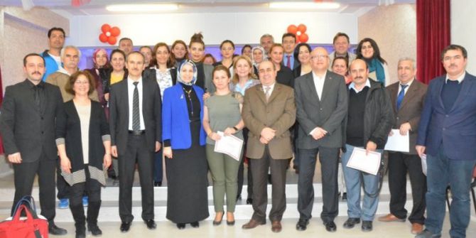 İlk Yardım Eğitimini Tamamlayan Kursiyerlere Belgeleri Verildi