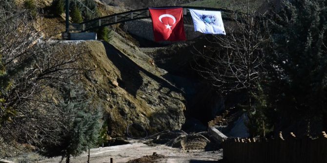 Bakan Tüfenkci, İspendere İçmelerinde İncelemelerde Bulundu