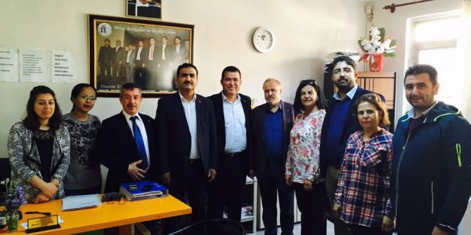 Ak Parti Referandum Çalışmalarını Hızlandırdı