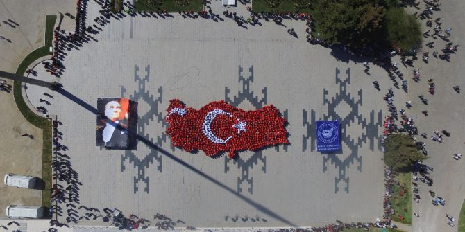 Şehitler Abidesi’nde Türkiye Haritası Kareografisi