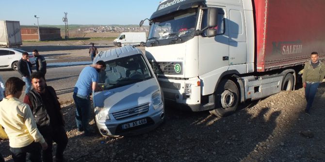 Bismil’de Trafik Kazası: 3 Yaralı