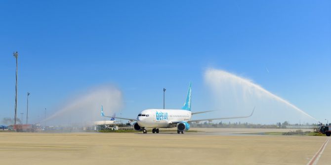 Sezonun 189 Kişilik İlk İskandinav Turist Kafilesi Antalya’da Törenle Karşılandı