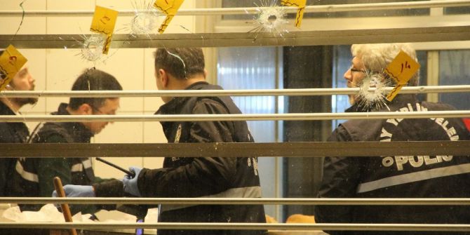 Fırıncıya Kurşun Yağdırdı