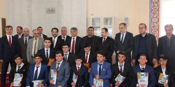 Genç Hatipler Minberde Yarıştı