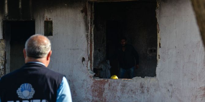 Zeytinköy’de Metruk Binalar Yıkıldı