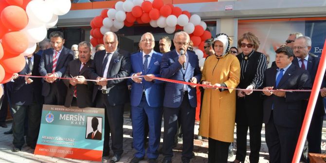 Dosteli Erdemli’ye Uzandı