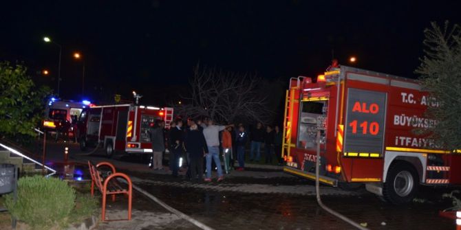 Nazilli’de 10 Katı Apartmanda Çıkan Yangın Korkuttu