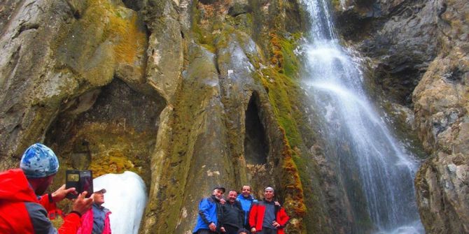 Ağaçdibi Şelalesinin İlk Ziyaretçileri Dağcılar Oldu