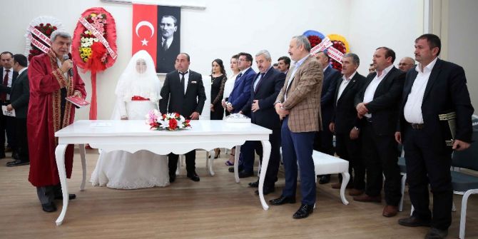 Sevindikli Köyü Kültür Merkezinde İlk Nikah Kıyıldı