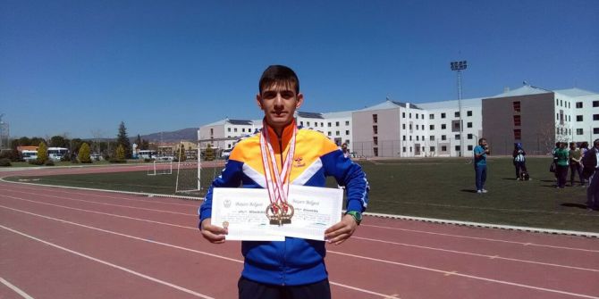 Umut Beşkardeş Türkiye Birincisi Oldu