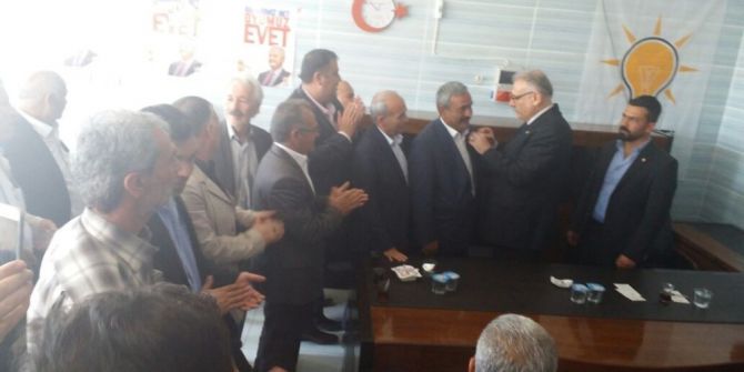 Mhp’li Meclis Üyesi Ve Hdp’li Yöneticiler Ak Parti’ye Geçti