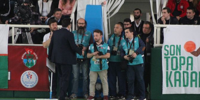 Giresun’da Basketbol Maçında ’Yeşil Alan’ Krizi