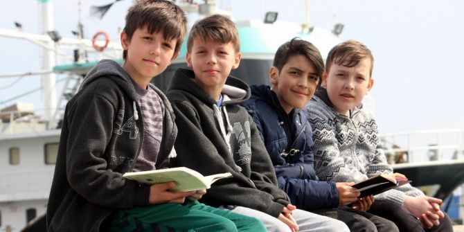 Kitapsever 4 Arkadaştan İnsanlara Mesaj