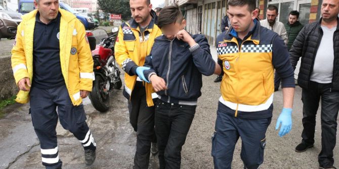 Uyuşturucu Madde Kullanan Genç Hastaneye Kaldırıldı