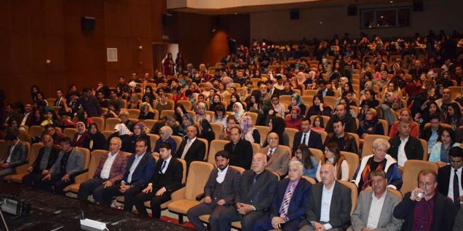 Bakan Tüfenkci Malatya’da Gençlerle Buluştu