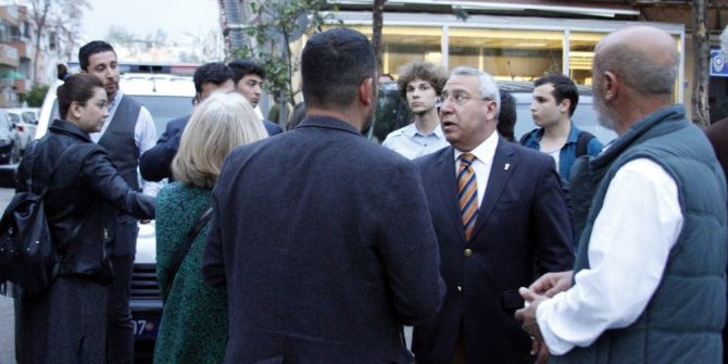 Antalya’da Ak Parti’nin ’Evet’ Standındaki Tartışma Karakolluk Oldu