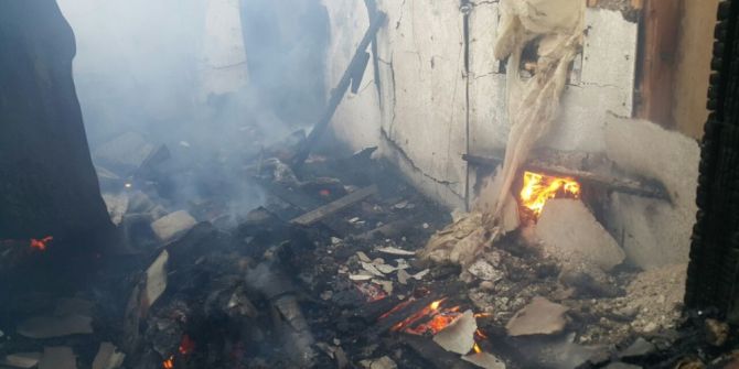 Horasan’da Çıkan Yangında 1 Ev Kül Oldu