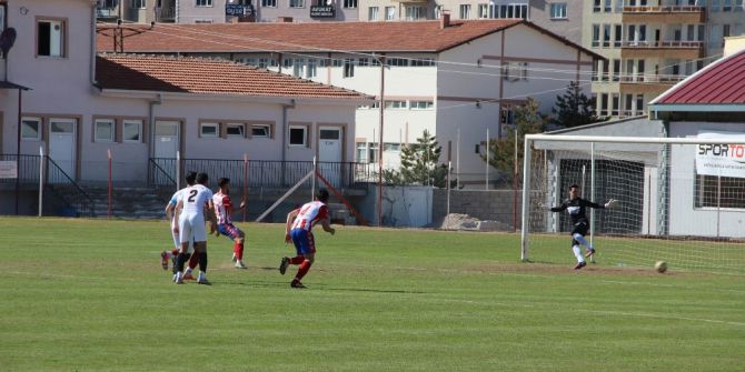 1.amatör Ligde Yarı Final İlk Maçları Oynandı