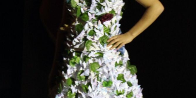 Öğrencilerden "Baharı Karşılama" Defilesi