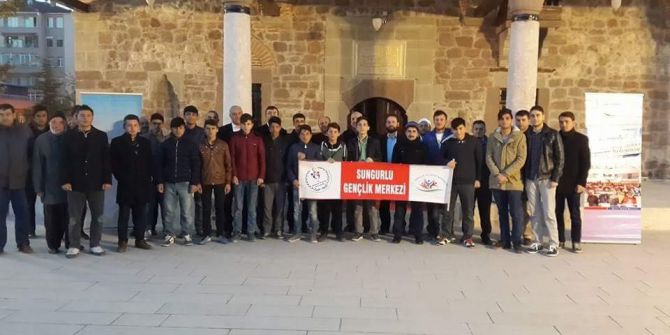 Sungurlu’da Gençler Sabah Namazında Buluşu