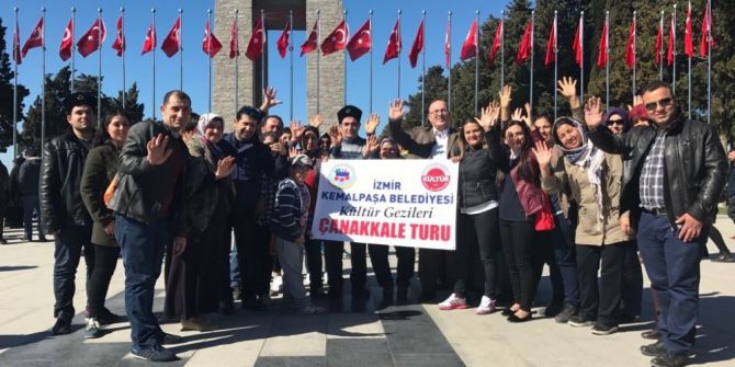 İşitme Engelli Vatandaşlar Çanakkale’de Şehitlikleri Gezdi