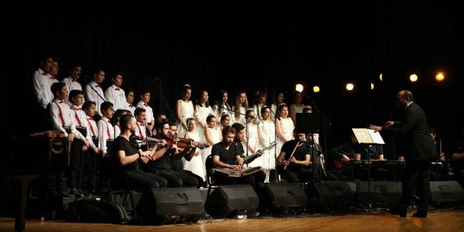 Mülteci Çocuklardan ‘Barış’ Şarkıları