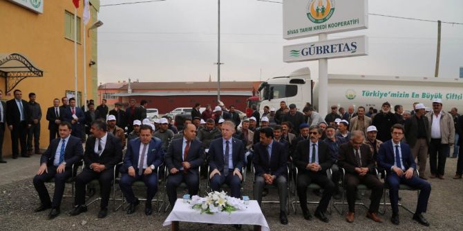 Çiftçilere Yem Bitkisi Tohumu Dağıtıldı