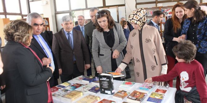 Kütüphane Haftası Etkinlikler İle Başladı