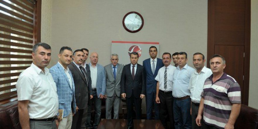 Türk-iş Temsilcileri, Vali Çelik’i Ziyaret Etti