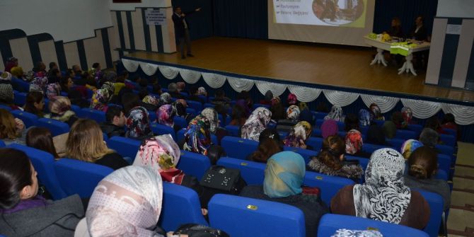 İşkur Çalışanlarına İş Sağlığı Eğitimi Verildi