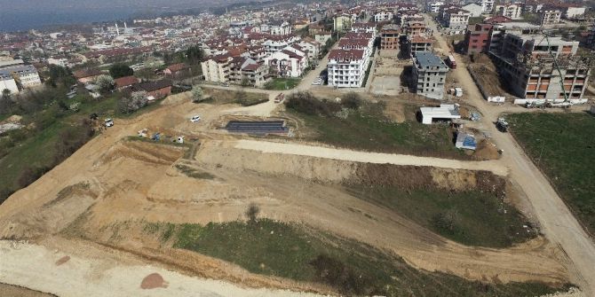 Başiskele’de Ulaşım Ağı Yeni Yollarla Genişliyor
