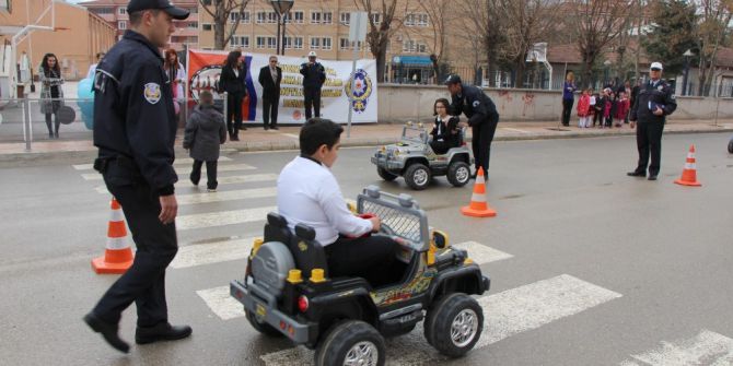 Polisten Okulda Eğitim, Sokakta Uygulama