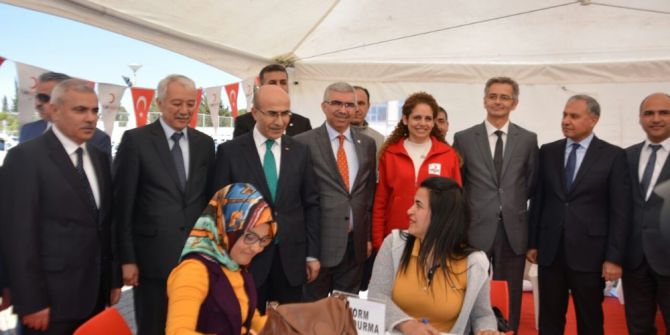 Adana 6. İstihdam Fuarı’nda Kan Bağışına Yoğun İlgi