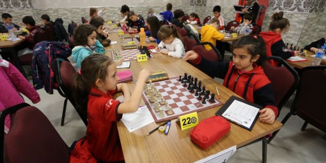 Satranç Turnuvasında Ödüller Sahiplerini Buldu