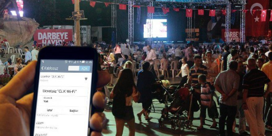 Demokrasi Nöbeti Tutanlara Ücretsiz Wi-fi Desteği
