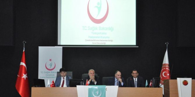 Genel Sekreter Yeşildağ, Hekimlerle Bir Araya Geldi