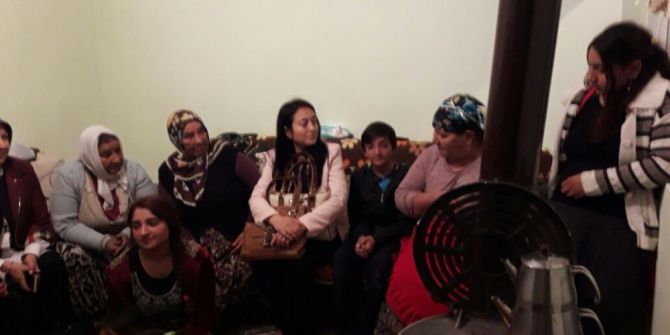 Ak Parti Kadın Kolları Yöneticileri Roman Vatandaşlarla Buluştu