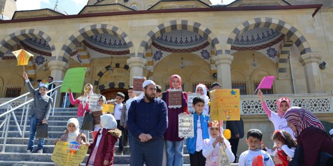 ‘Ailecek Camideyiz’ Etkinliğine Yoğun İlgi