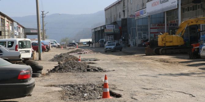 Kdz. Ereğli’de Sanayi Esnafı Asfalt İstiyor