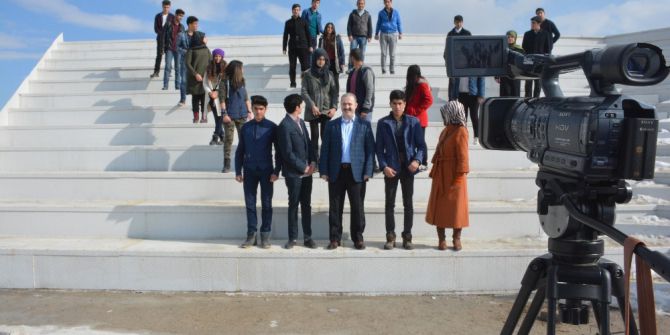 Vanlı Gençlerden "Evet" Klibi