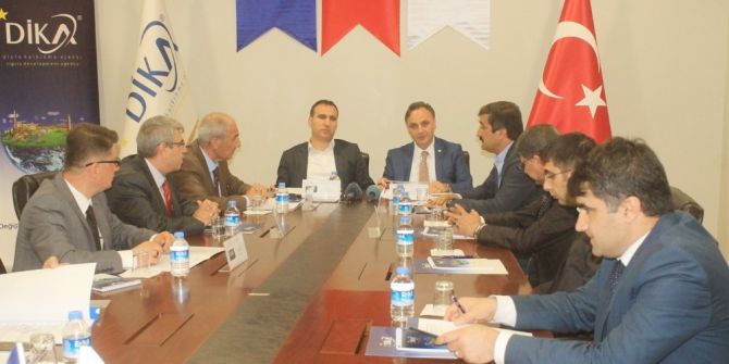 Osb’nin Enerji Sorununu Çözecek Projenin İmzaları Atıldı