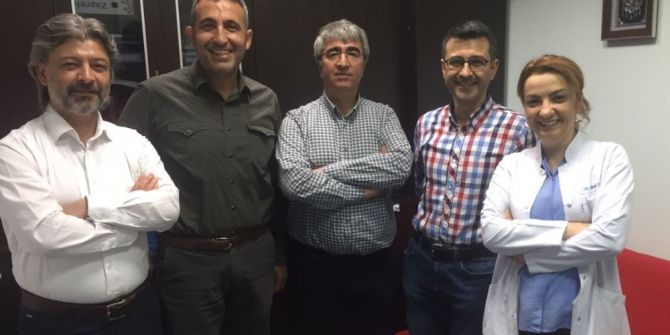 Balonlaşan Karın Damarına Yapay Damar Kaplı Stent Takıldı