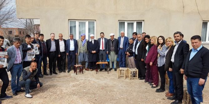 Ak Parti Bağlar Teşkilatı Köyleri Ziyaret Etti