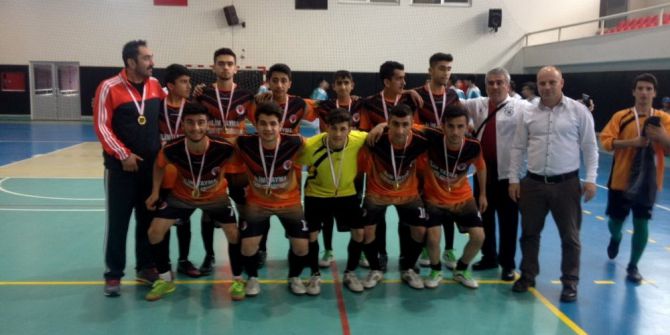 Safvan Anadolu İmam Hatip Lisesi Bölge Birincisi Oldu