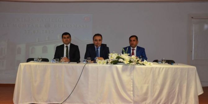 Vali Çataklı, Elbeyli’de Muhtarla Buluştu